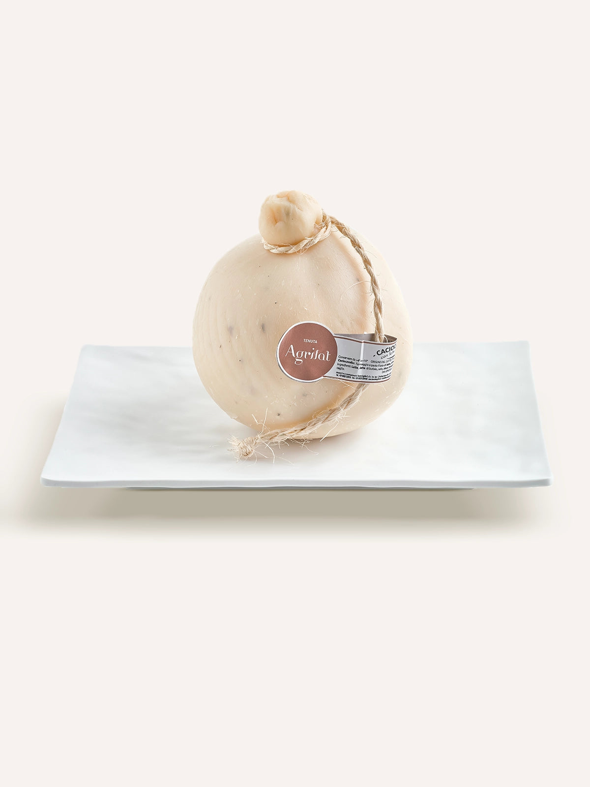 Caciocavallo al Tartufo con Latte di Bufala – Tenuta Agrilat