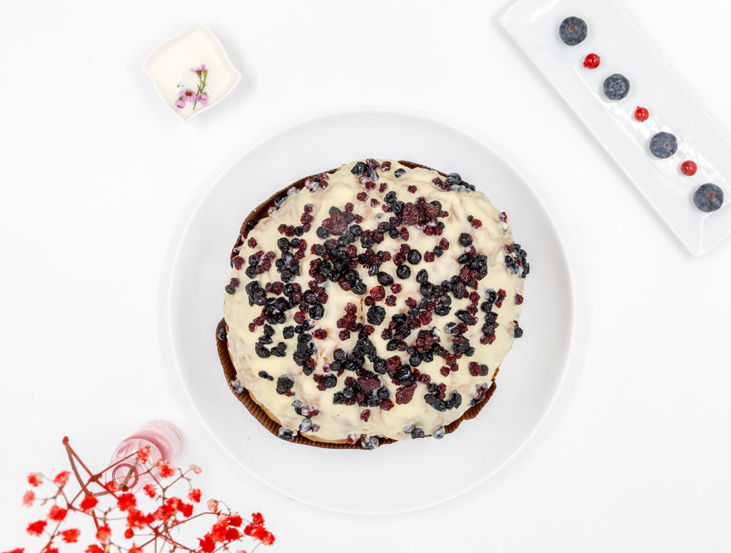 Panettone artigianale ai Frutti di Bosco con latte e burro di bufala campana da 1 Kg